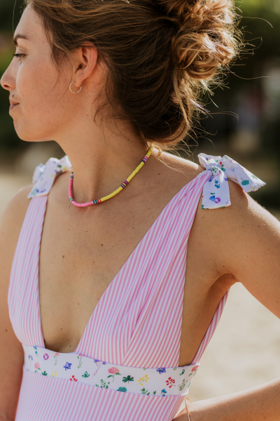 Woman heishi pink necklace